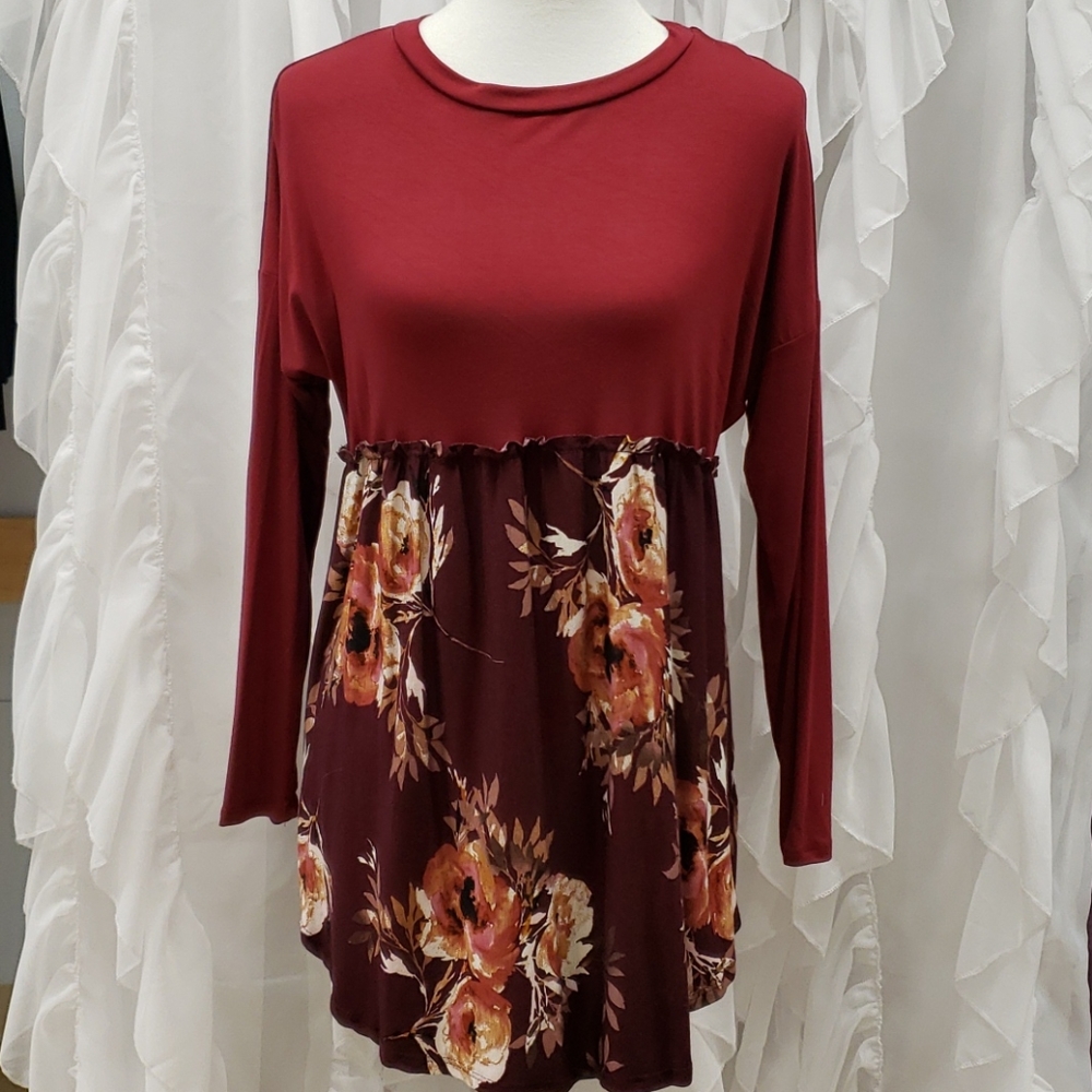 Top, burgundy floral NWT